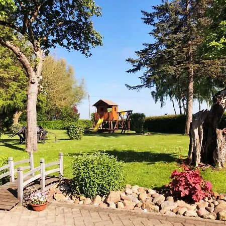 Schuhsterhus Am Bodden *